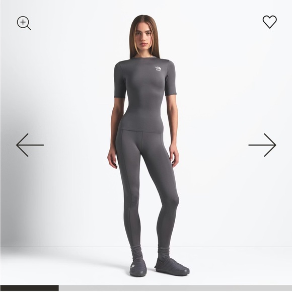 SKIMS x The North Face Women's Refina short sleeve top - Picture 2 of 3